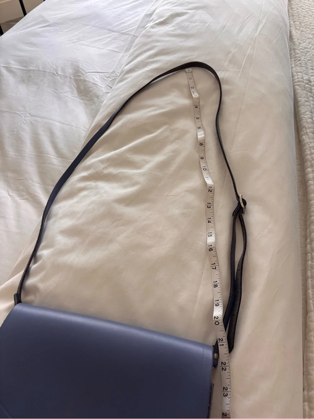 Classic Cambridge SatchelCrossbody Bag, hydrangea blue, mint condition